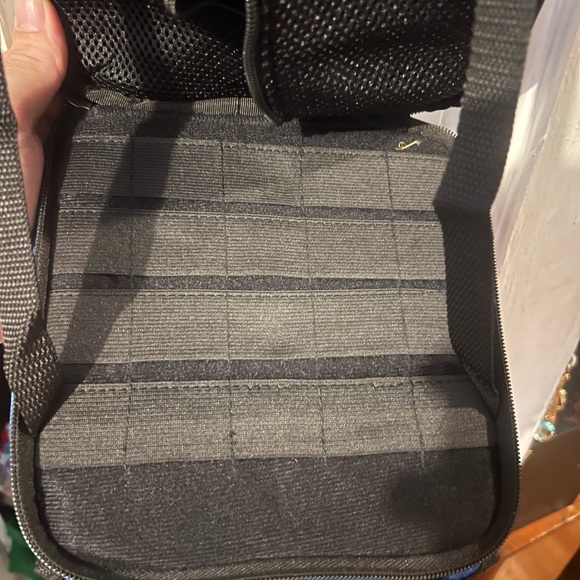 Super Mario Nintendo DS holding case - Picture 4 of 8